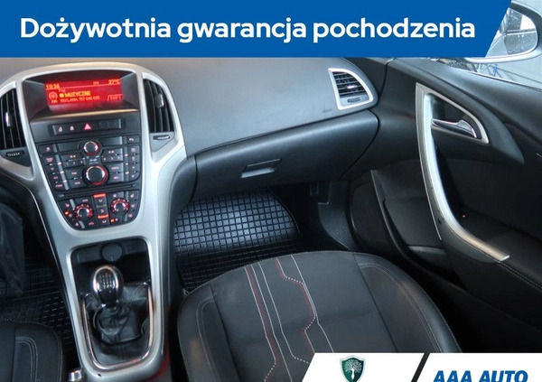 Opel Astra cena 23000 przebieg: 281838, rok produkcji 2012 z Pakość małe 191